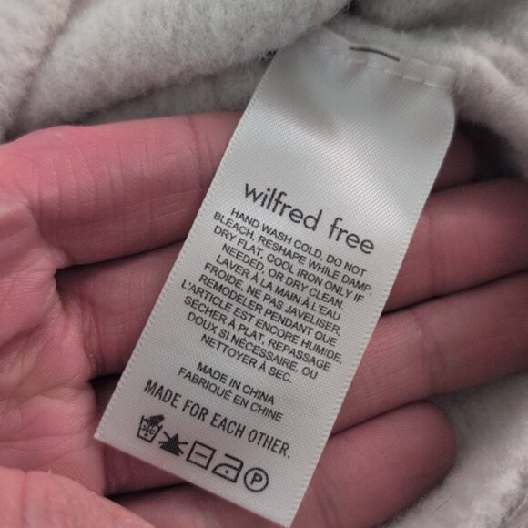 Aritzia Wilfred Hush Knit Hush Knit Long Sleeve Top Blouse - Picture 7 of 8